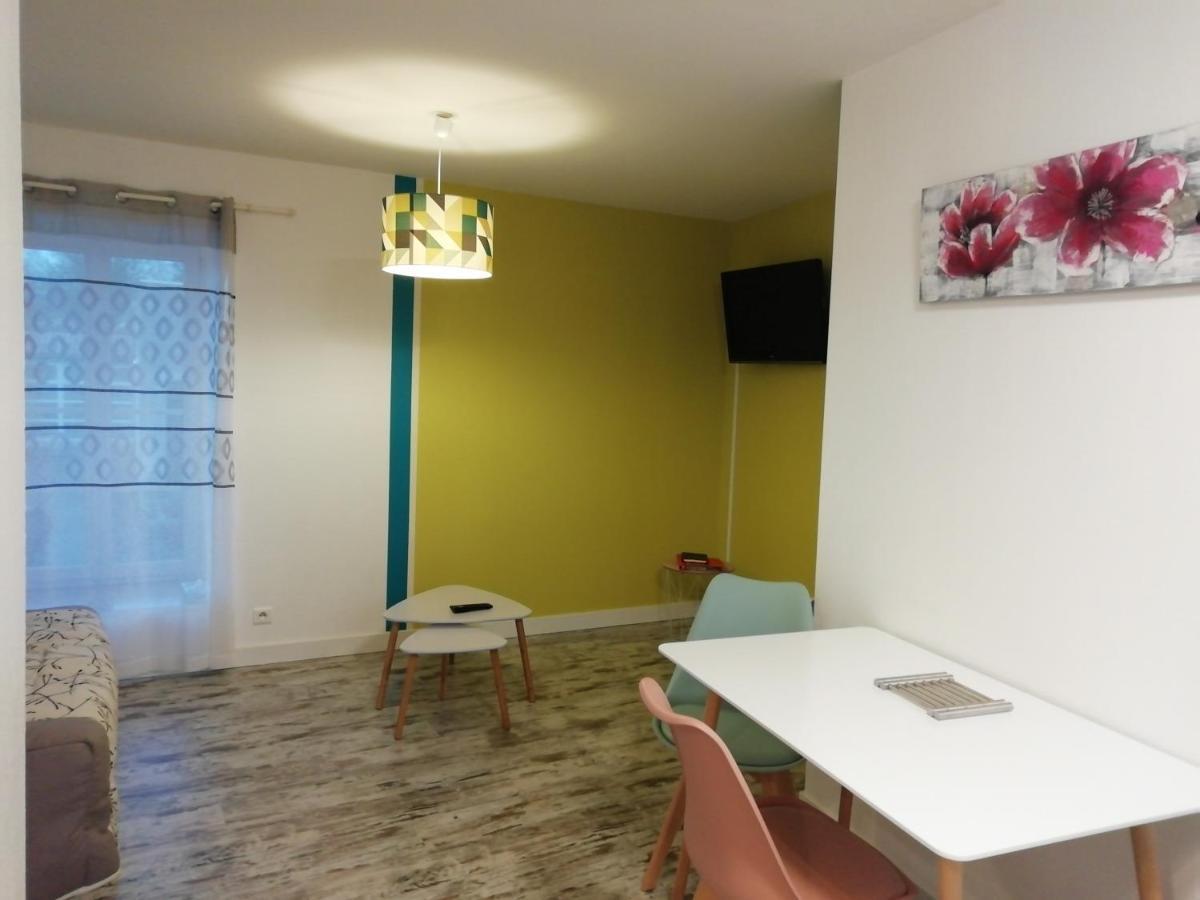 Joli Appartement, 1 Chambre, Au Coeur De Mouilleron St Germain מראה חיצוני תמונה